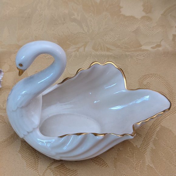Lenox Porcelain Small Swan 24Kt Gold Trim And Beak Vtg. Mint 4.5"x3.75" Ring - Picture 10 of 10